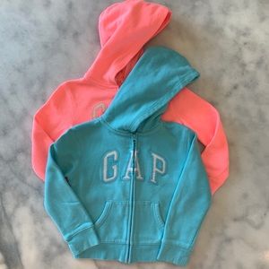 2 x GAP Kids Logo Hoodie, Size 6-7